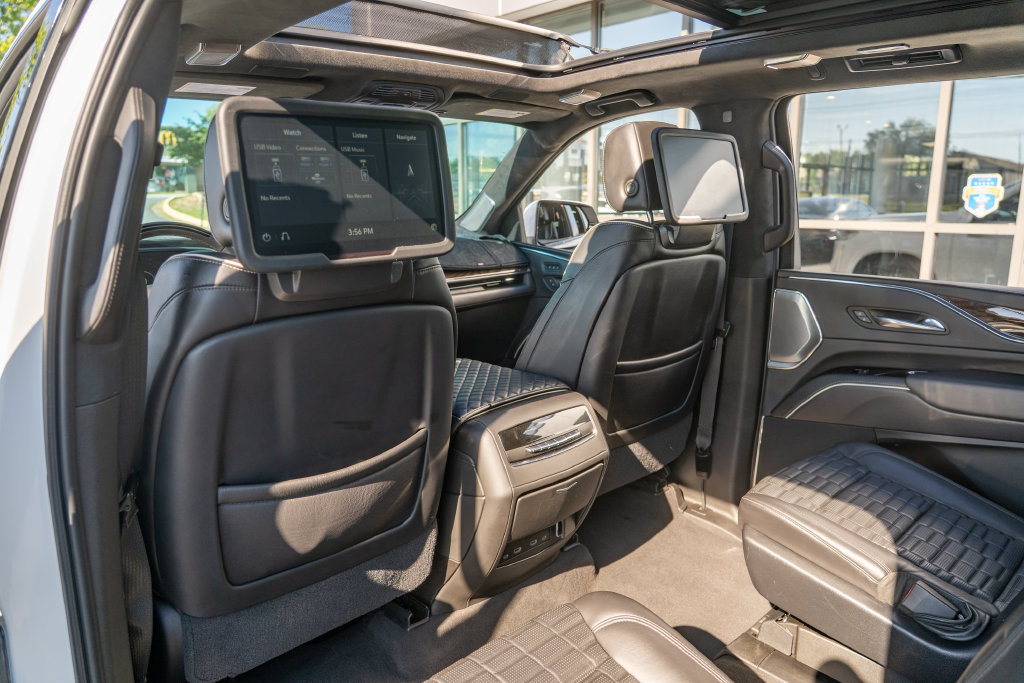 Used 2021 Cadillac Escalade ESV Sport Platinum AWD/4WD image 15