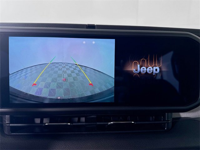 Used 2025 Jeep Wrangler Sport image 21