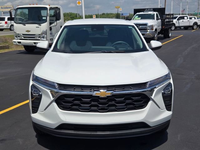 Used 2024 Chevrolet Trax LS w/ LS Convenience Package image 8