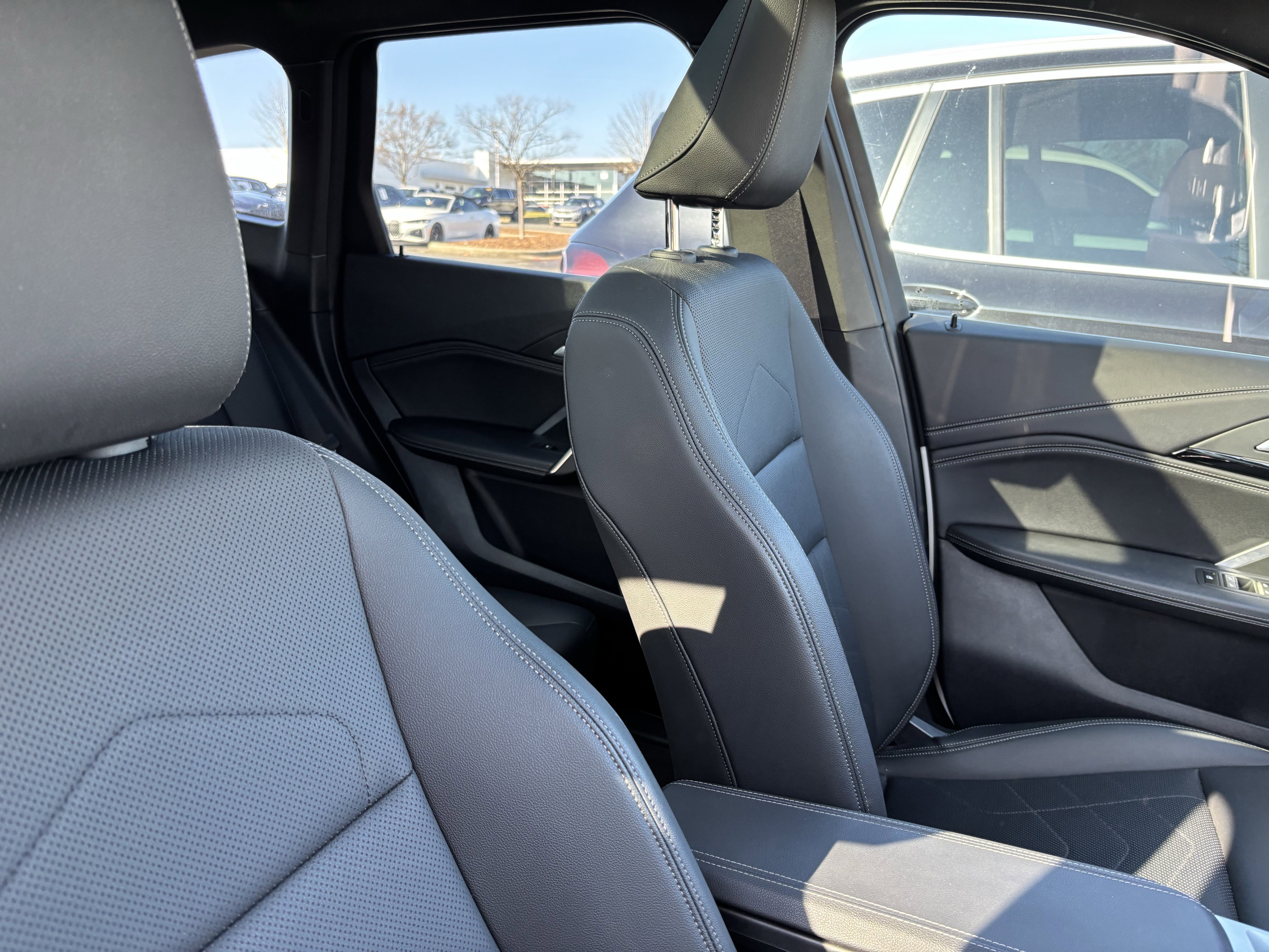 Used 2023 BMW X1 xDrive28i w/ Premium Package image 35