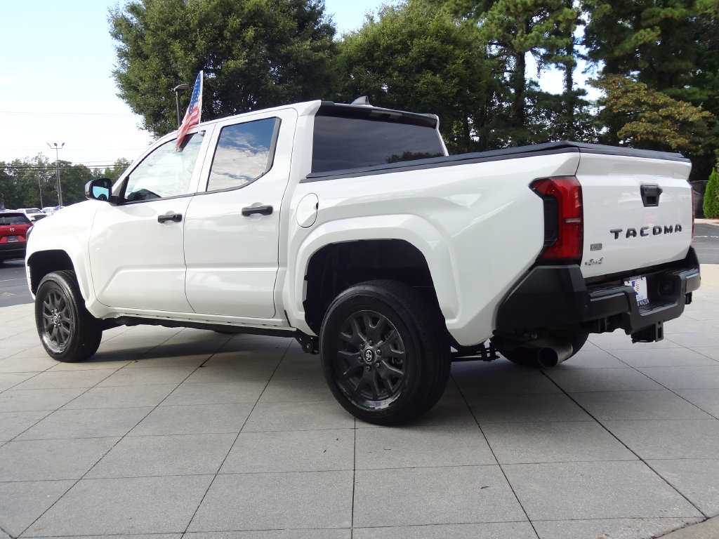 Used 2024 Toyota Tacoma SR w/ SR Upgrade Package AWD/4WD image 6