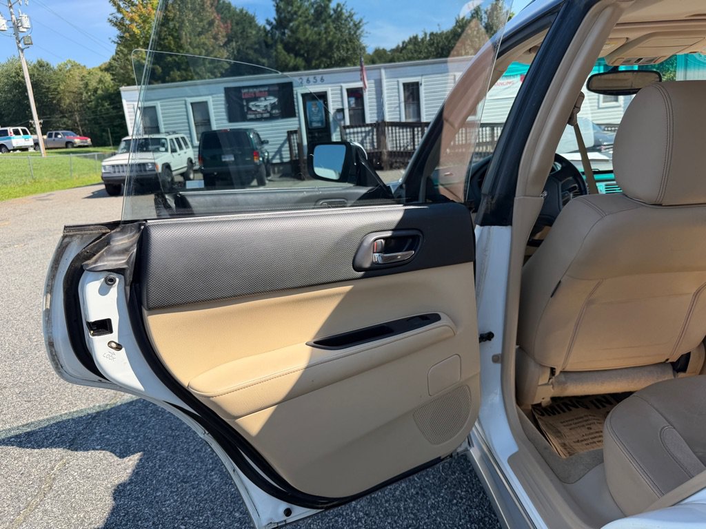 Used 2006 Subaru Forester 2.5X L.L. Bean AWD/4WD image 23