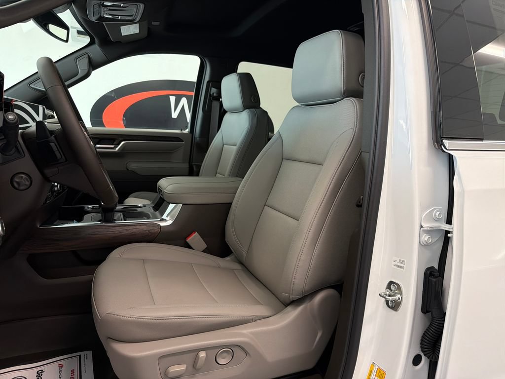 New 2026 GMC Sierra 1500 SLT w/ SLT Premium Package AWD/4WD image 13