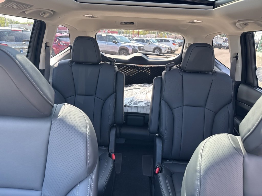 New 2025 Subaru Ascent Limited image 21