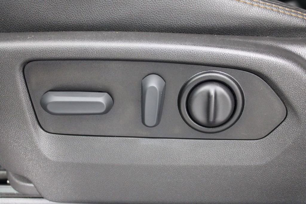 Used 2021 GMC Sierra 1500 AT4 image 21