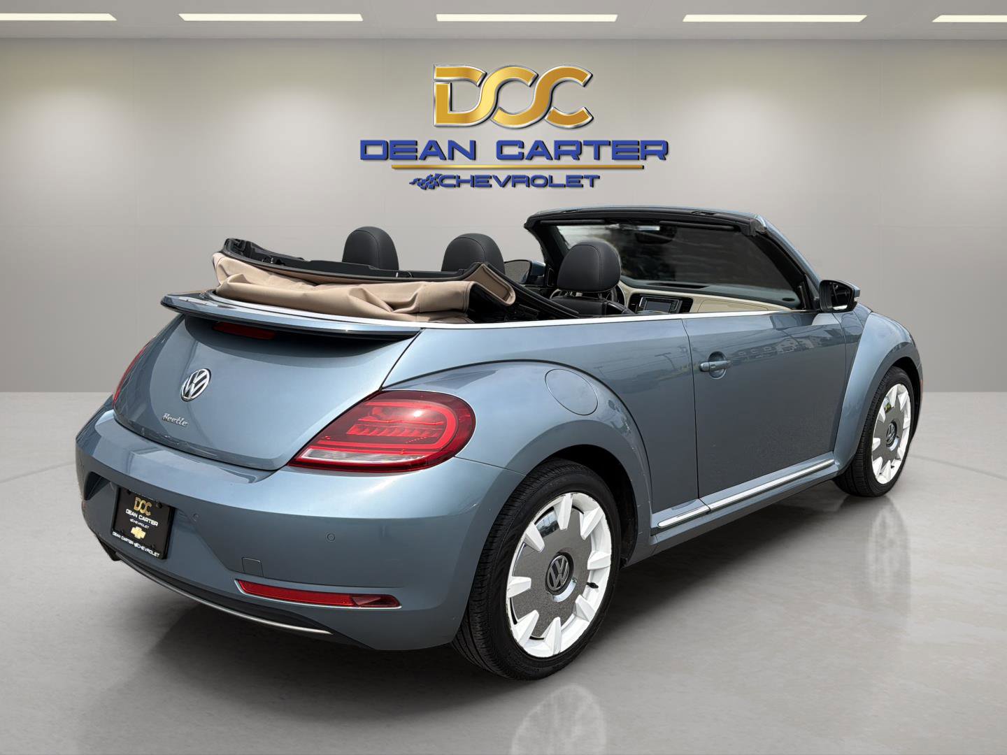 Used 2019 Volkswagen Beetle 2.0T Final Edition SEL FWD image 7
