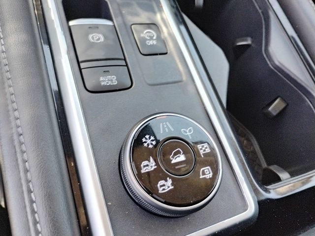Used 2023 Nissan Pathfinder SL w/ Lighting Package (N92) AWD/4WD image 22