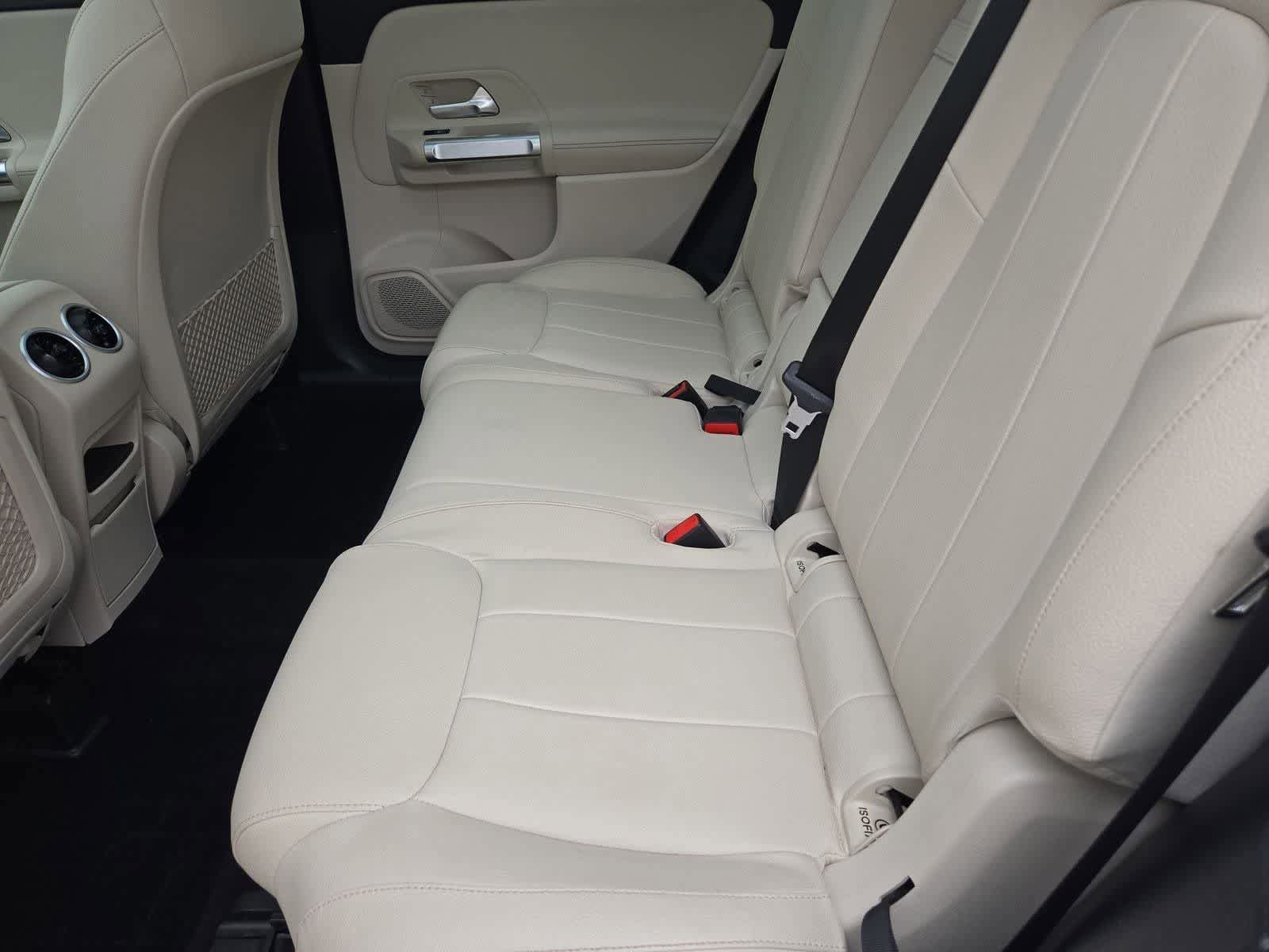 Used 2022 Mercedes-Benz GLB 250 image 19