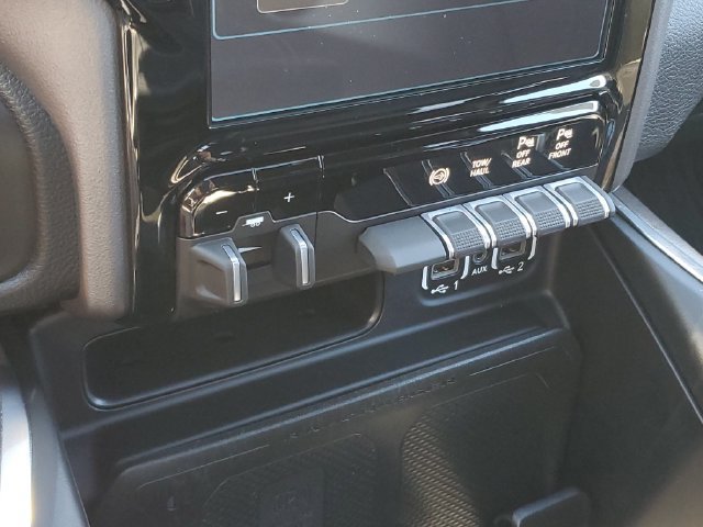 Used 2023 RAM 3500 Laramie AWD/4WD image 30
