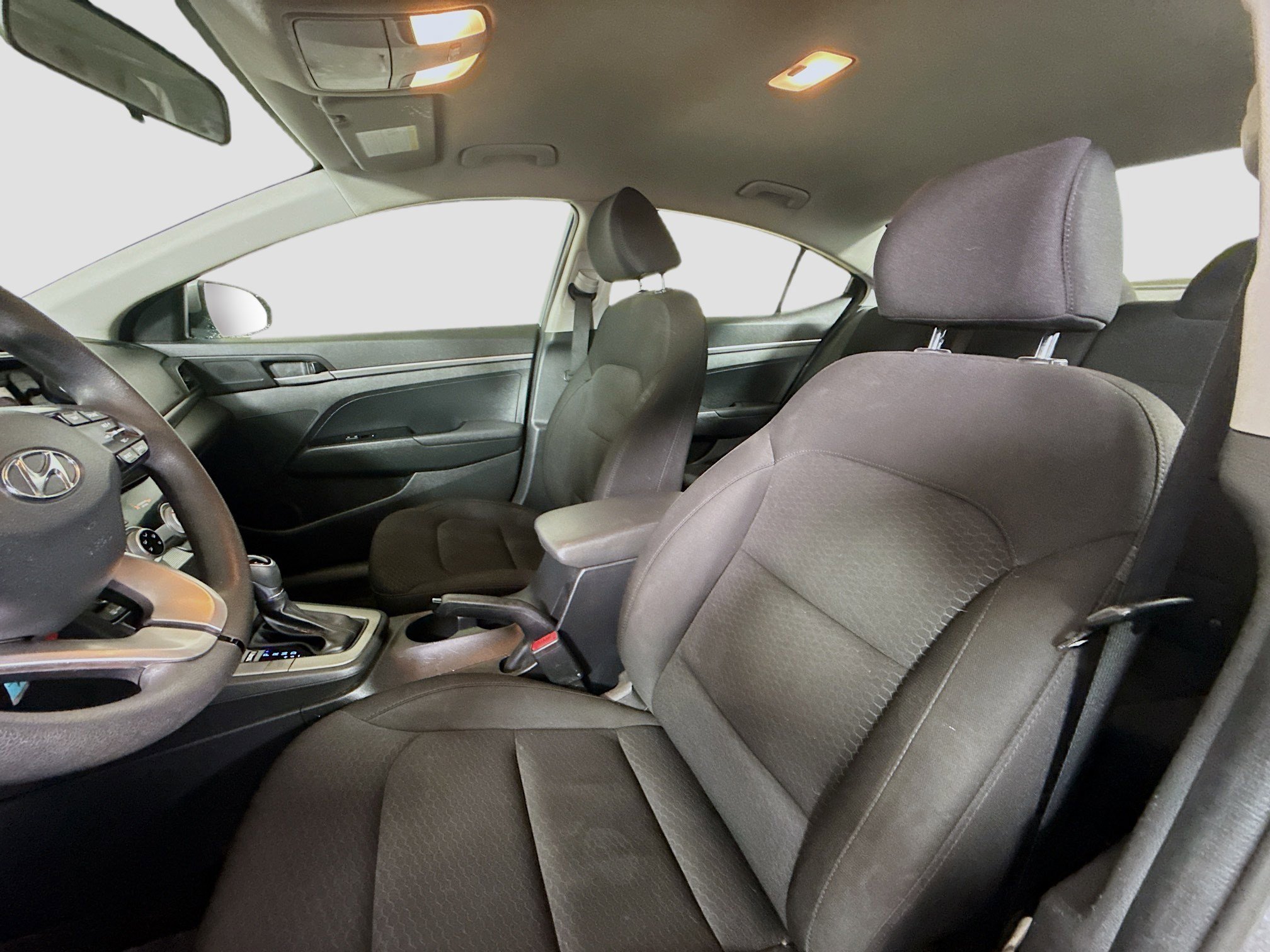 Used 2019 Hyundai Elantra SE w/ Cargo Package image 21