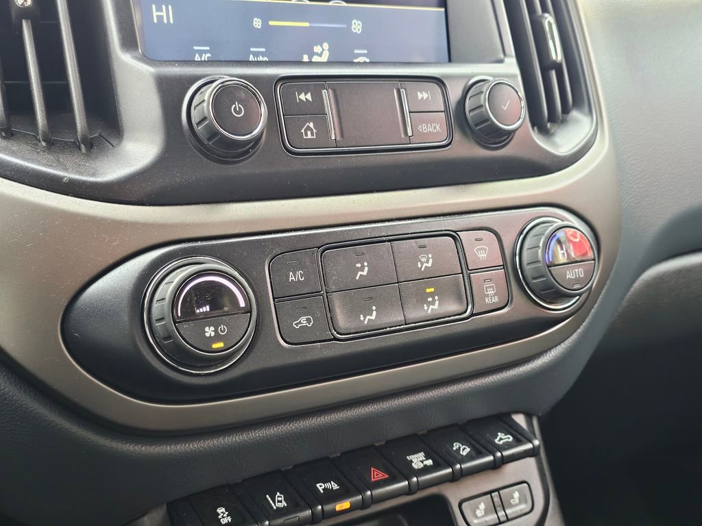 Used 2022 Chevrolet Colorado Z71 w/ Safety Package image 26