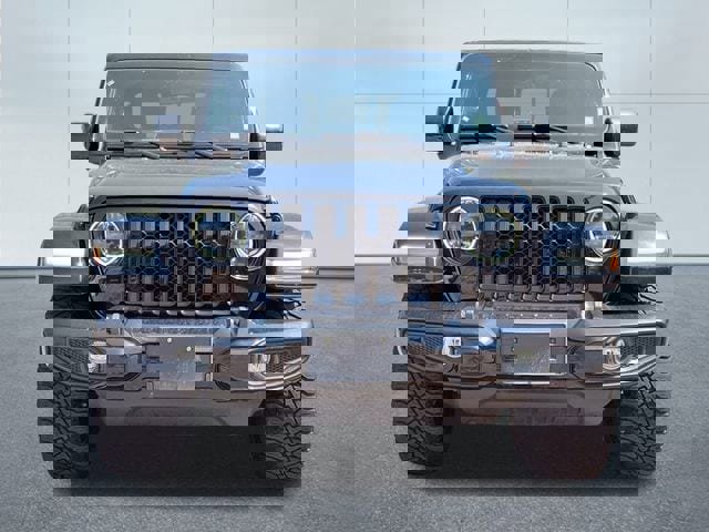 Used 2023 Jeep Gladiator Overland image 23