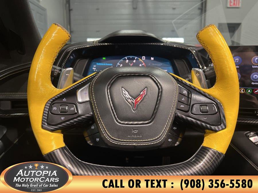 Used 2020 Chevrolet Corvette Stingray Premium Cpe w/ 3LT Preferred Equipment Group image 17