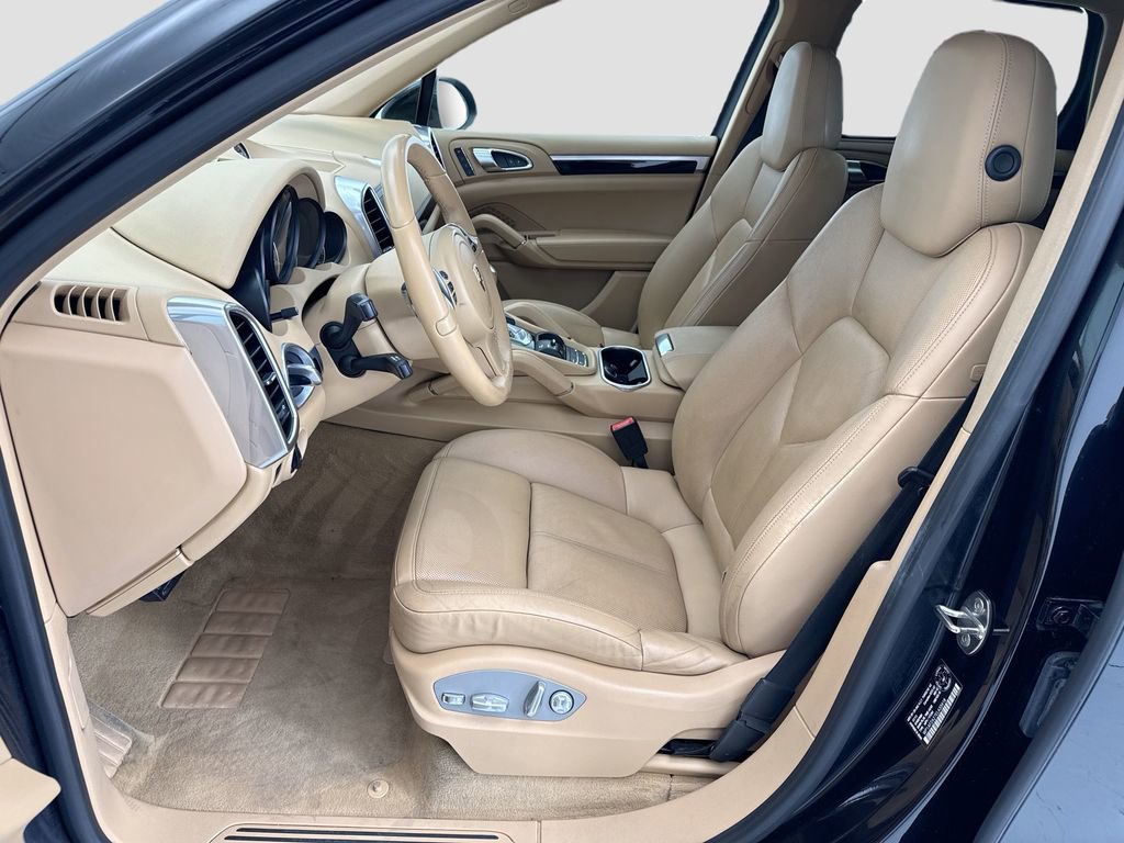 Used 2014 Porsche Cayenne Diesel AWD/4WD image 18