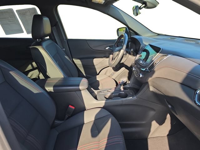 Used 2024 Chevrolet Equinox RS FWD image 17
