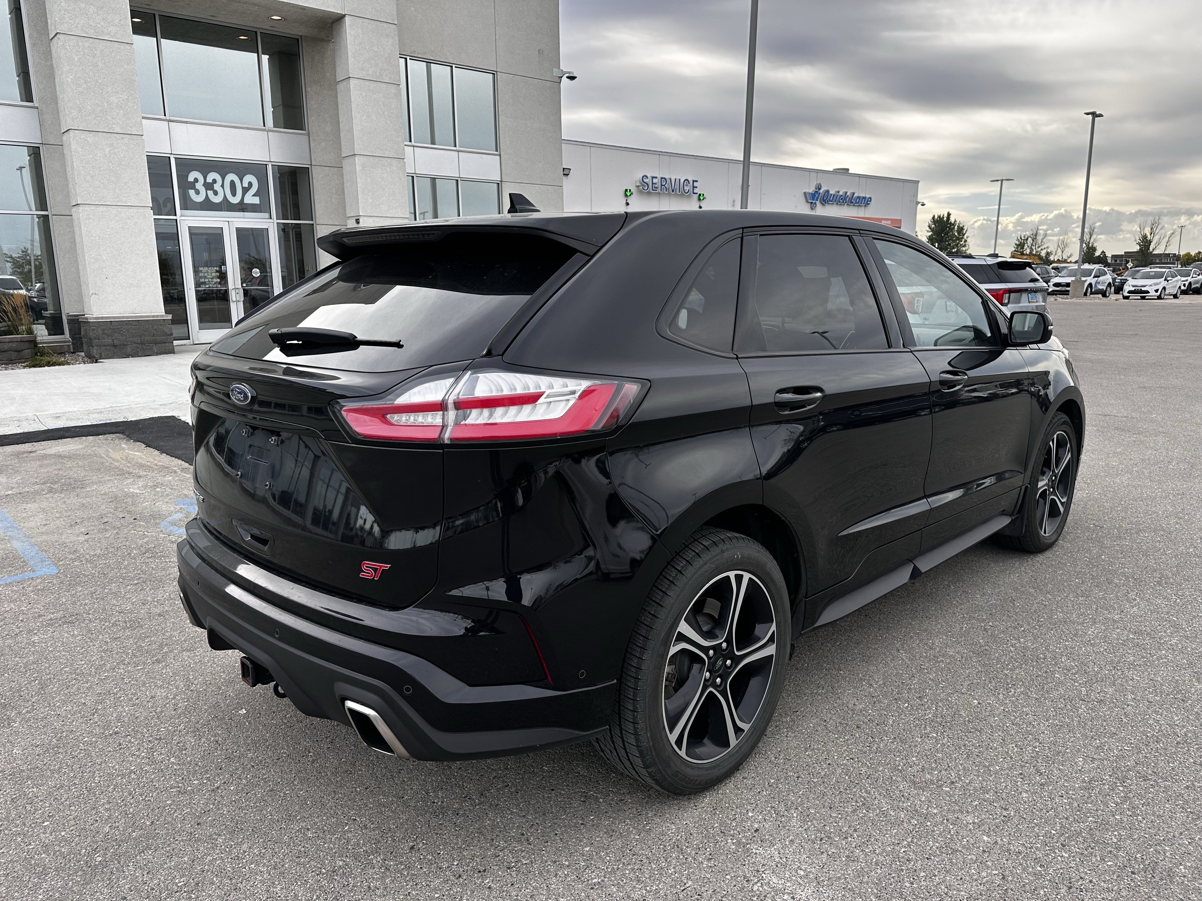Certified 2019 Ford Edge ST w/ Equipment Group 401A AWD/4WD image 5