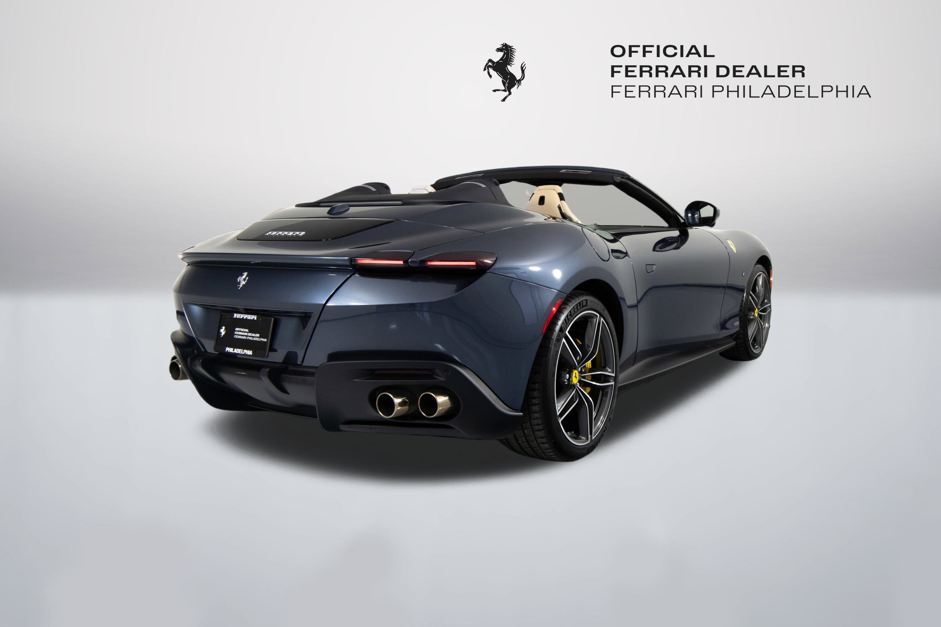 Certified 2025 Ferrari Roma Spider RWD image 8