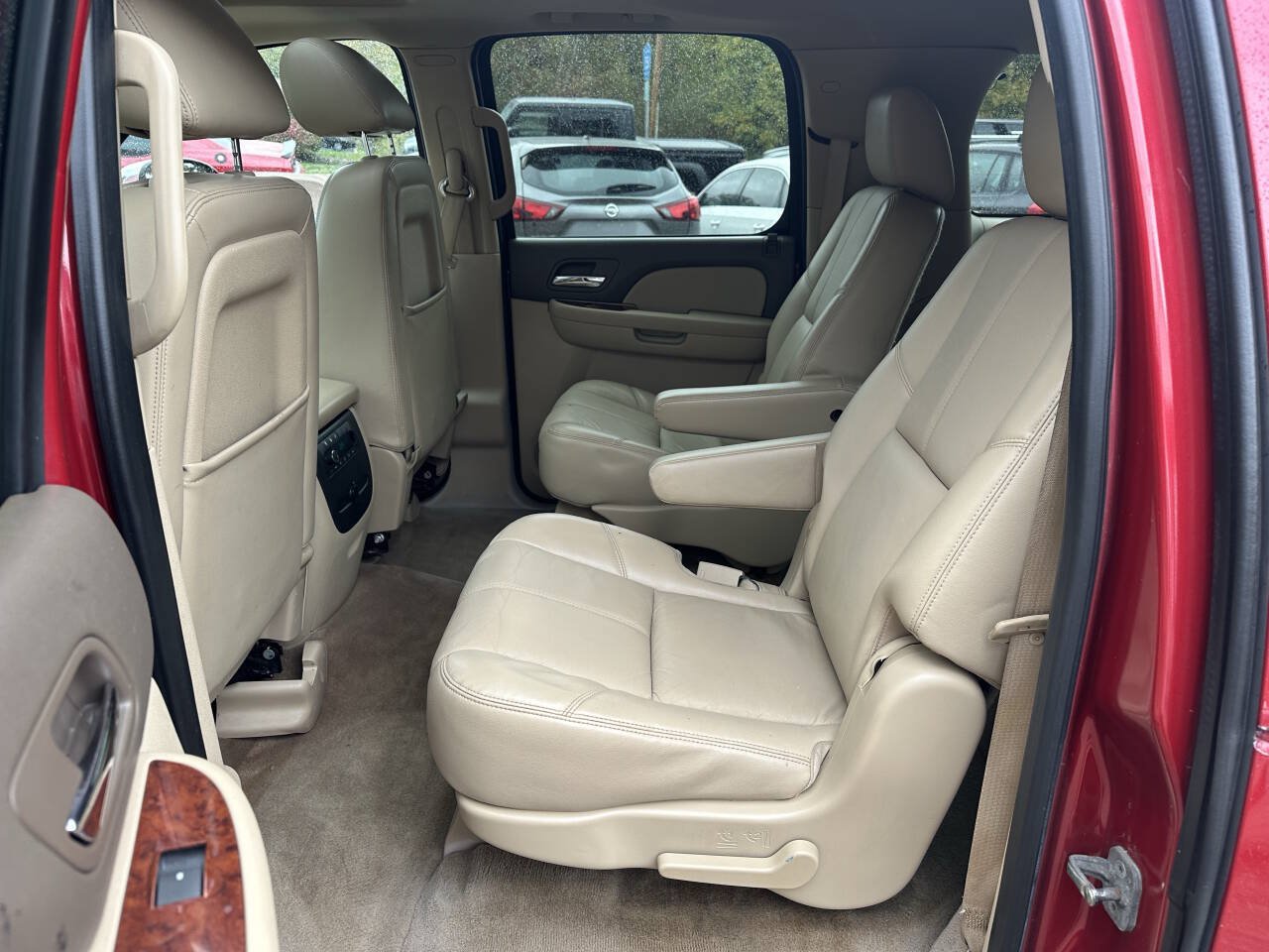 Used 2012 Chevrolet Suburban LT w/ All-Star Edition AWD/4WD image 21