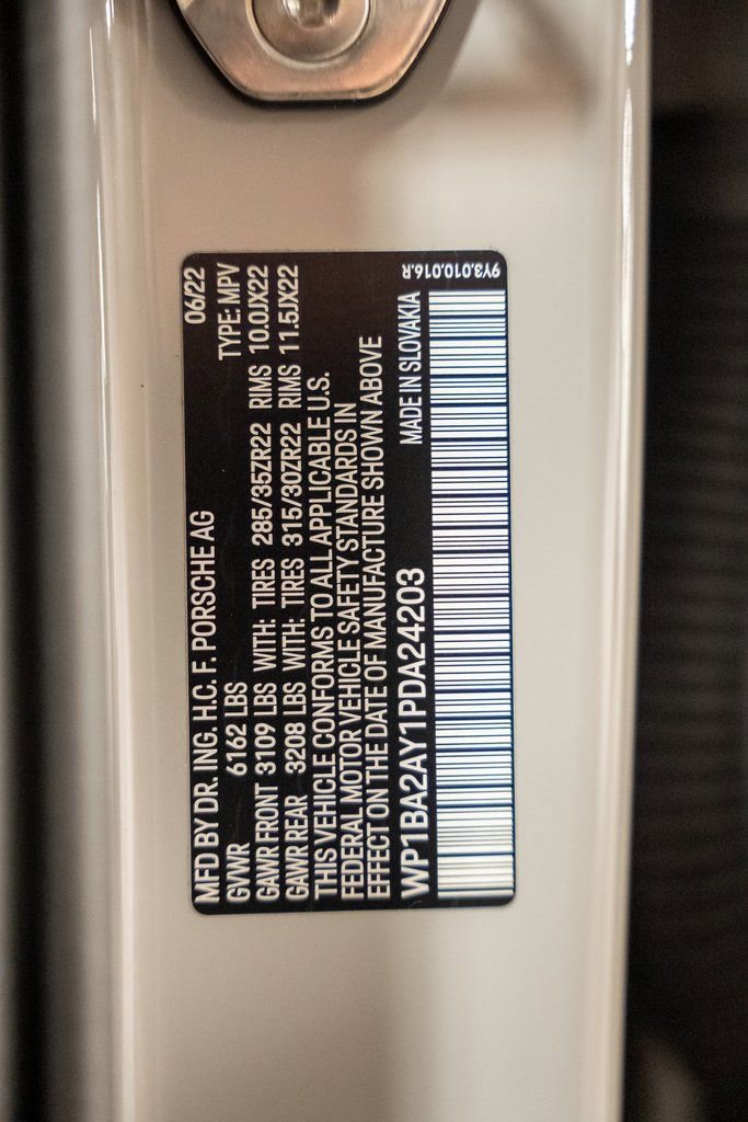 Used 2023 Porsche Cayenne Platinum Edition AWD/4WD image 65