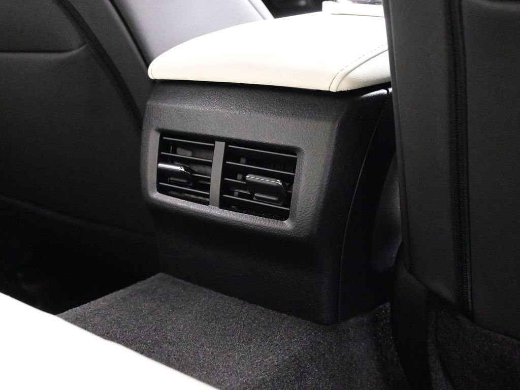 Used 2023 Lexus IS 350 F Sport w/ Navigation Package image 34