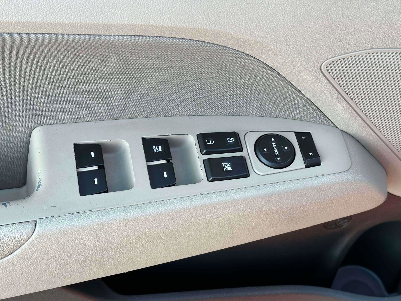 Used 2020 Hyundai Elantra SEL image 14