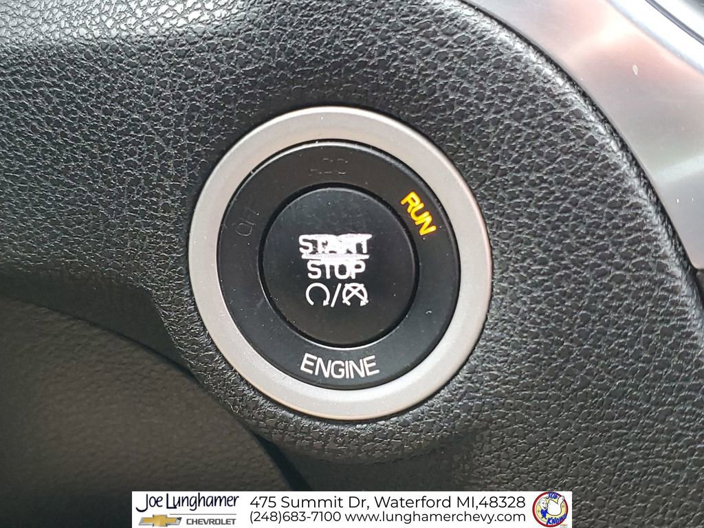 Used 2016 Chrysler 300 Limited image 17