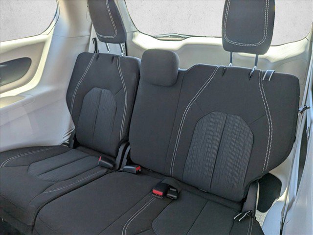 Used 2023 Chrysler Voyager LX FWD image 25