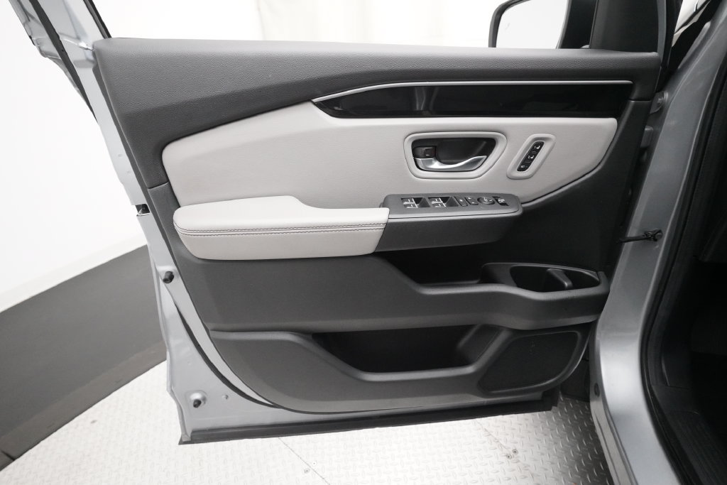 Certified 2024 Honda Pilot EX-L image 27