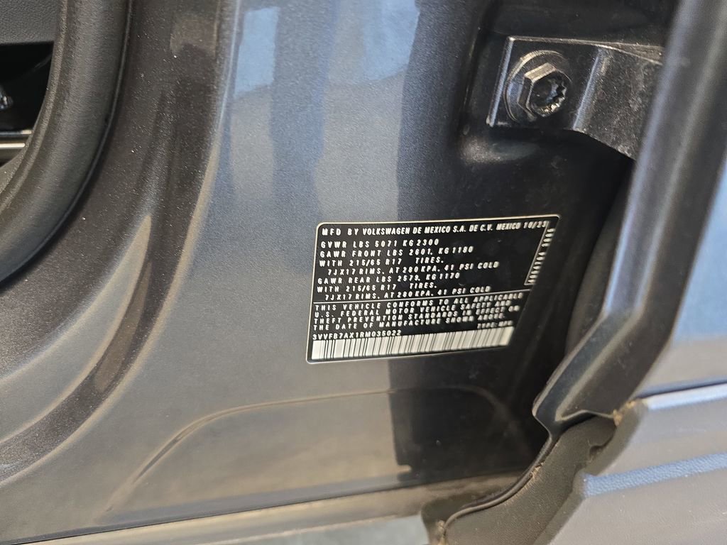 Used 2024 Volkswagen Tiguan S image 29