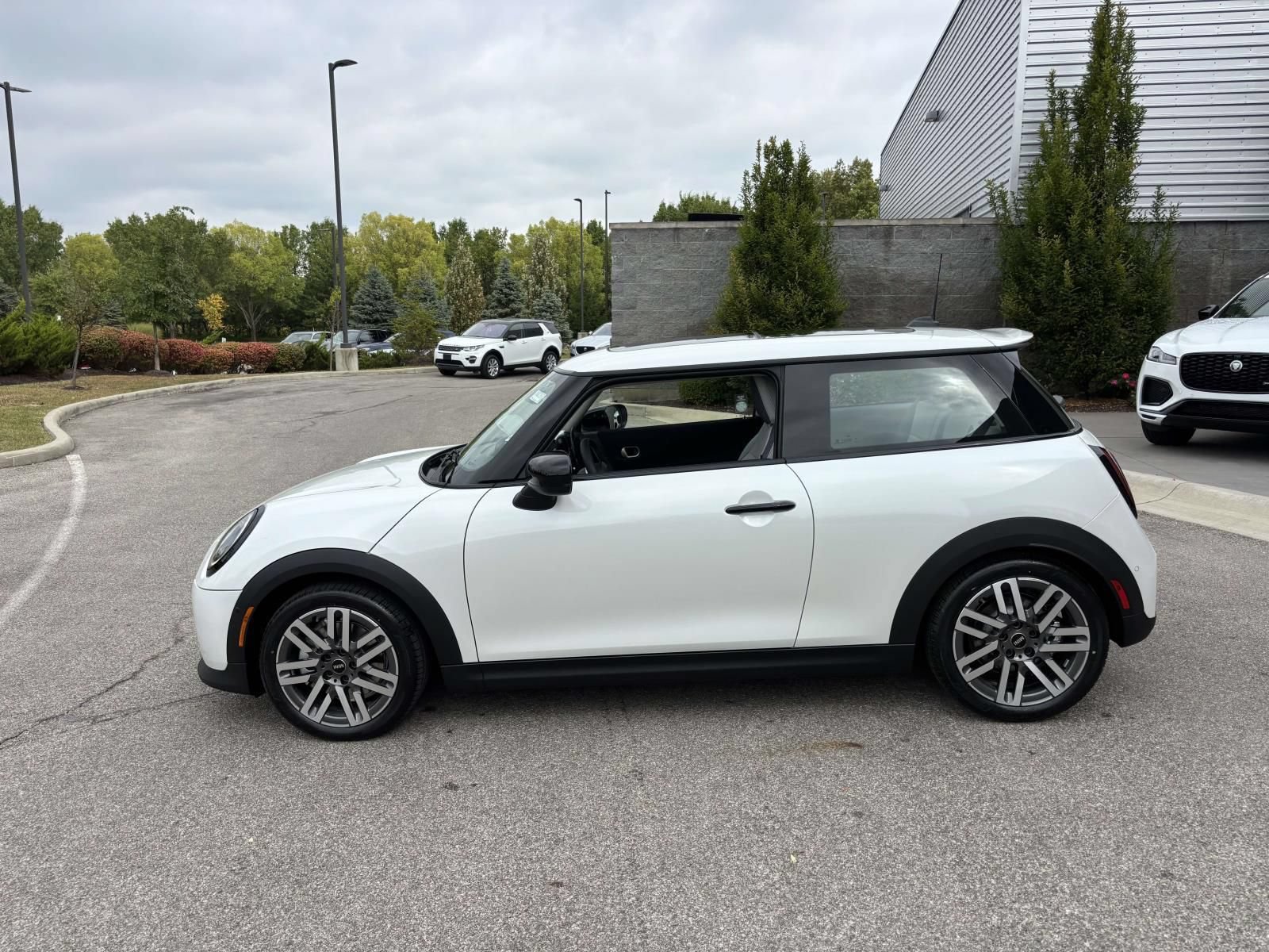 New 2026 MINI Cooper S FWD image 4
