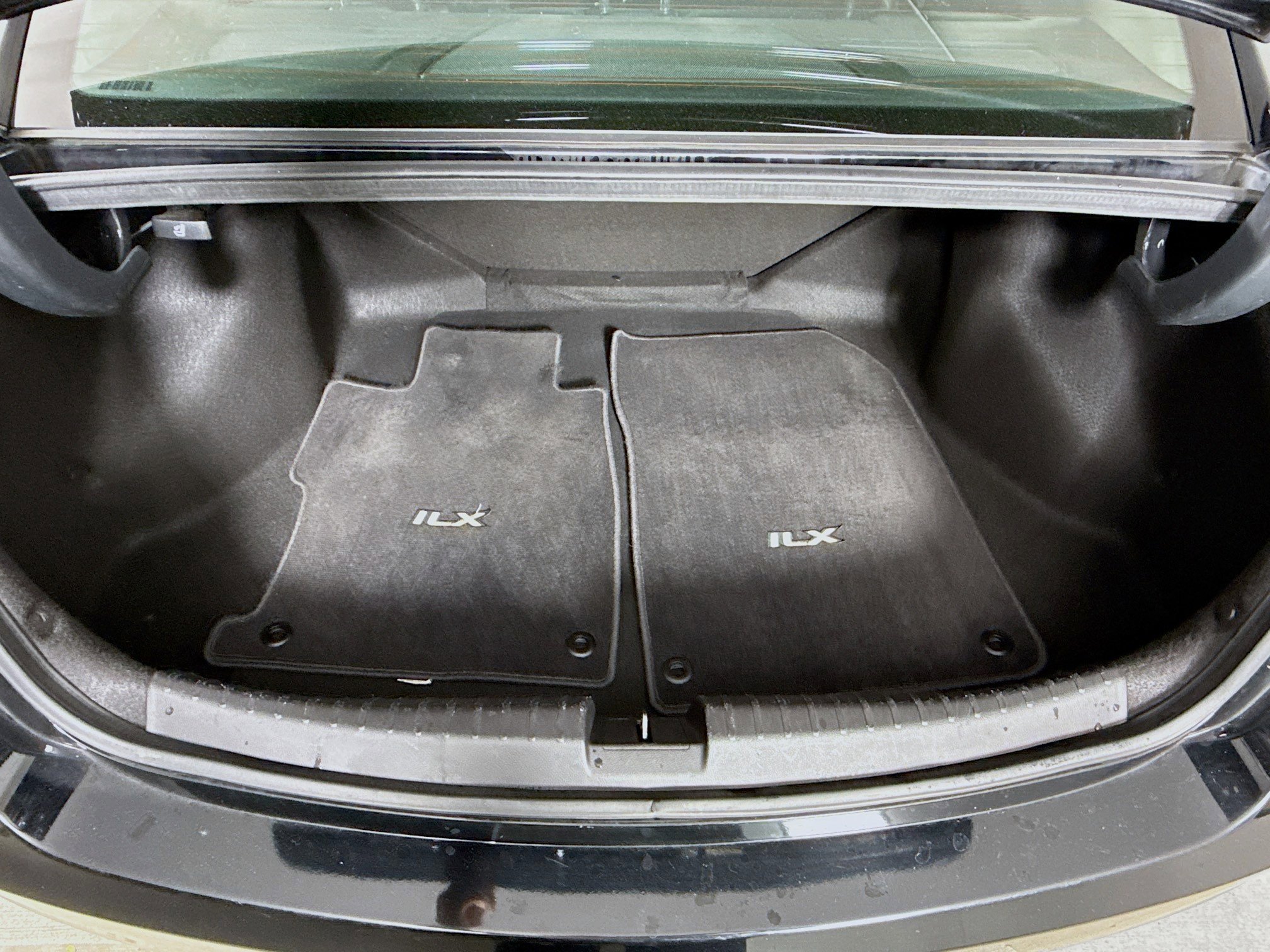 Used 2014 Acura ILX w/ Premium Package image 32