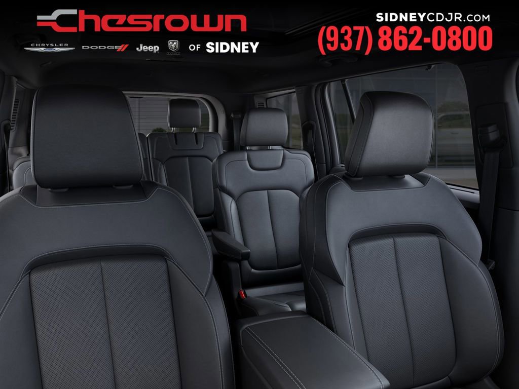 New 2025 Jeep Grand Cherokee L Limited w/ Luxury Tech Group II image 26