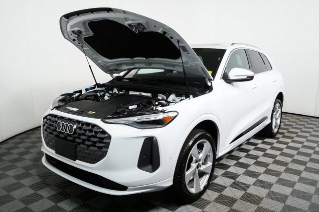New 2025 Audi Q5 Premium Plus AWD/4WD image 34