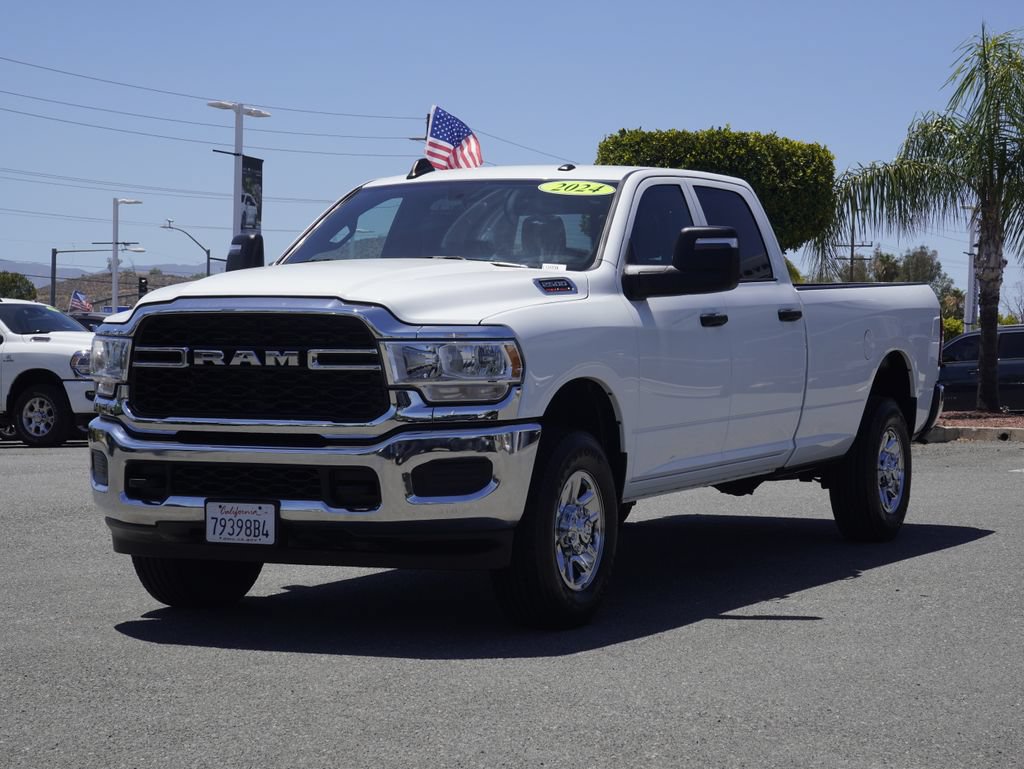 Certified 2024 RAM 2500 Tradesman w/ Chrome Appearance Group AWD/4WD image 8