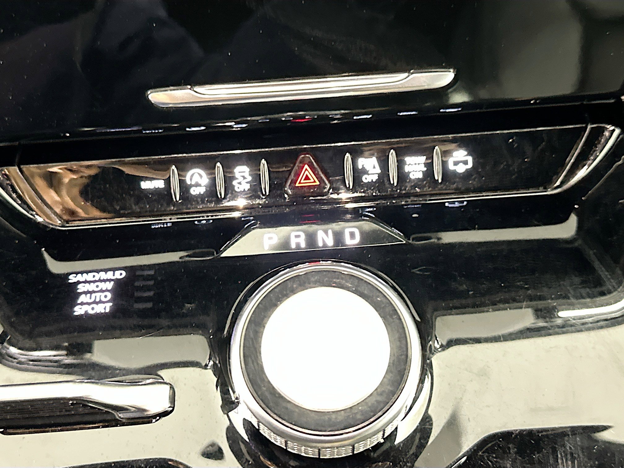 Used 2022 Jeep Wagoneer Series I w/ Rear Seat Video Group 1 image 25