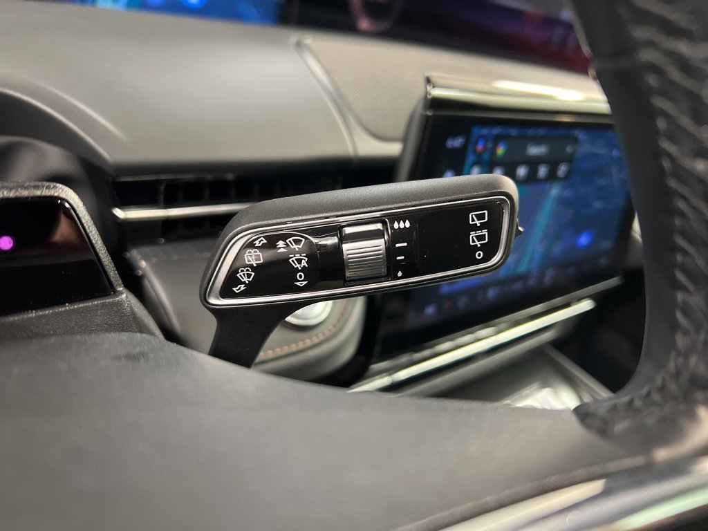 Certified 2025 Lincoln Nautilus Premier w/ Equipment Group 102A image 22