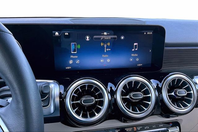 Used 2026 Mercedes-Benz GLB 250 4MATIC image 12