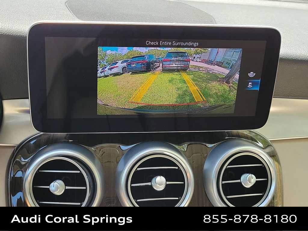 Used 2020 Mercedes-Benz GLC 300 image 16