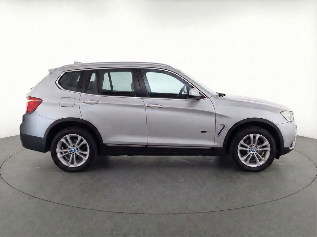 Used 2018 BMW X3 xDrive30i image 8