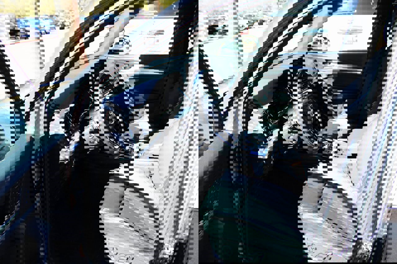 Used 2025 Audi Q5 2.0T Premium image 12