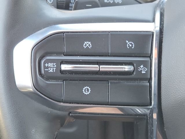 Used 2025 GMC Yukon Denali AWD/4WD image 14