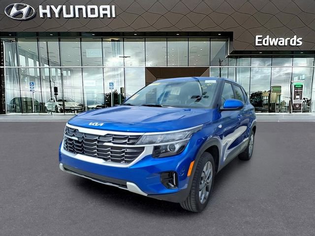 Used 2024 Kia Seltos LX AWD/4WD image 1