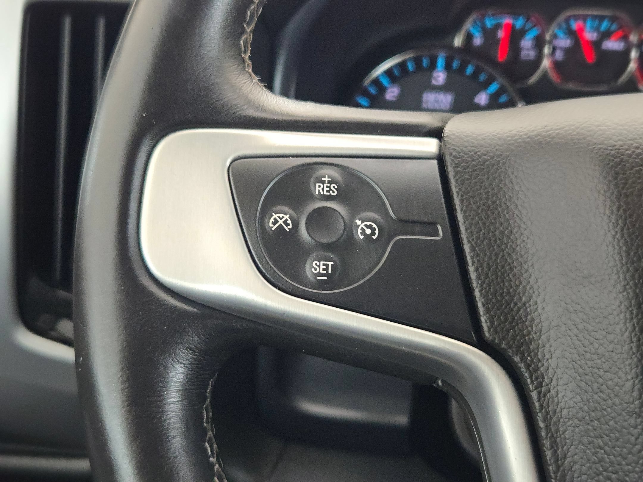 Used 2017 GMC Sierra 1500 SLE w/ SLE Value Package AWD/4WD image 14