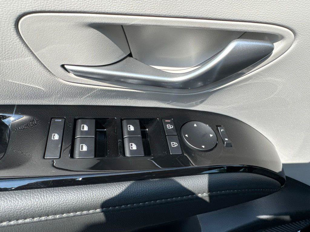 New 2026 Hyundai Tucson Limited AWD/4WD image 11