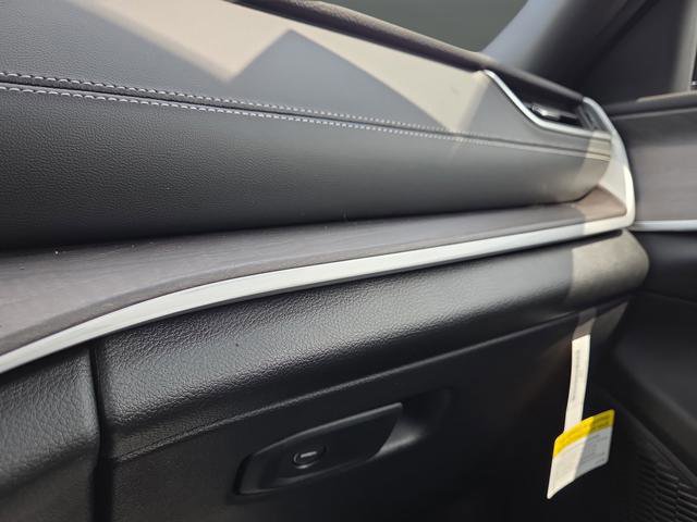 New 2025 Jeep Grand Cherokee L Limited w/ Luxury Tech Group II image 32