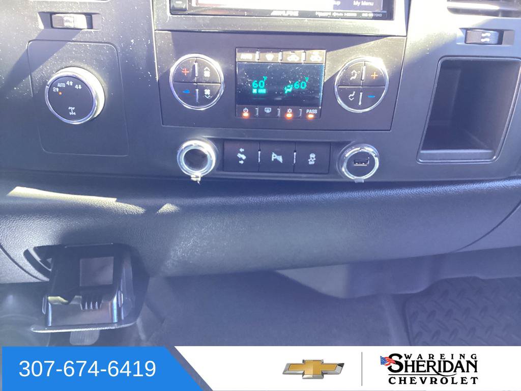 Used 2013 Chevrolet Silverado 1500 LT w/ All-Star Edition AWD/4WD image 12