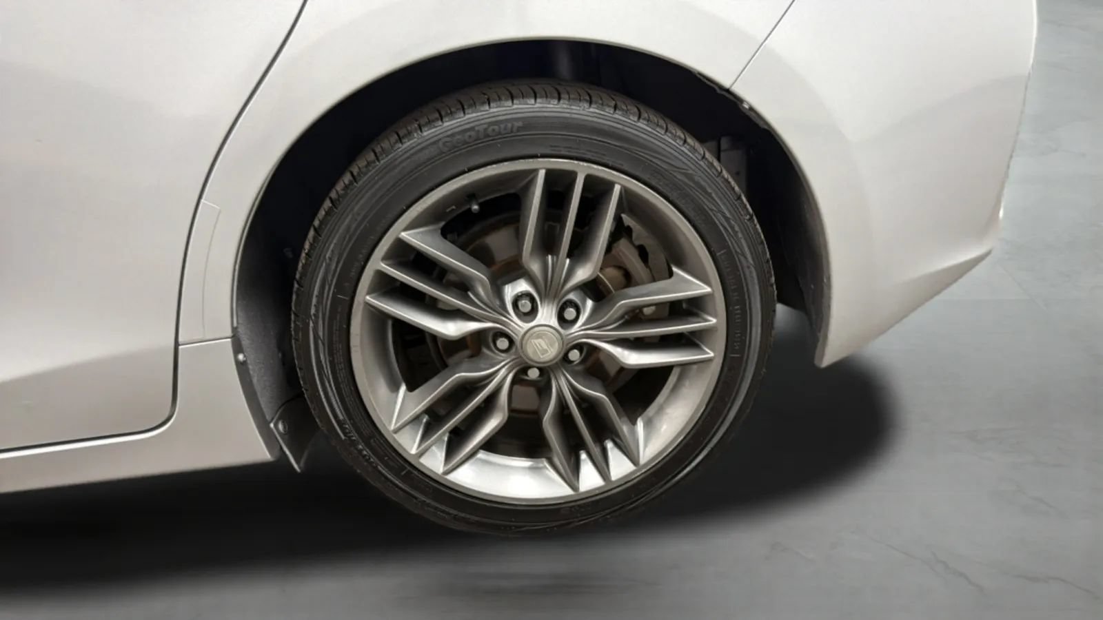 Used 2013 Lexus CT 200h w/ Premium Pkg w/Navigation FWD image 26