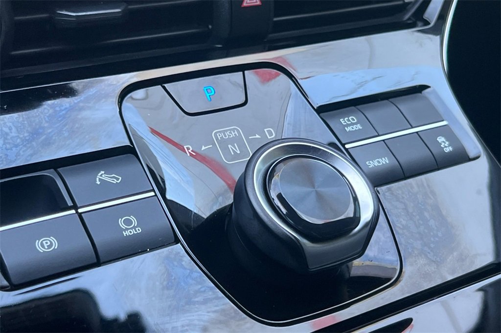 Used 2024 Toyota bZ4X XLE image 24