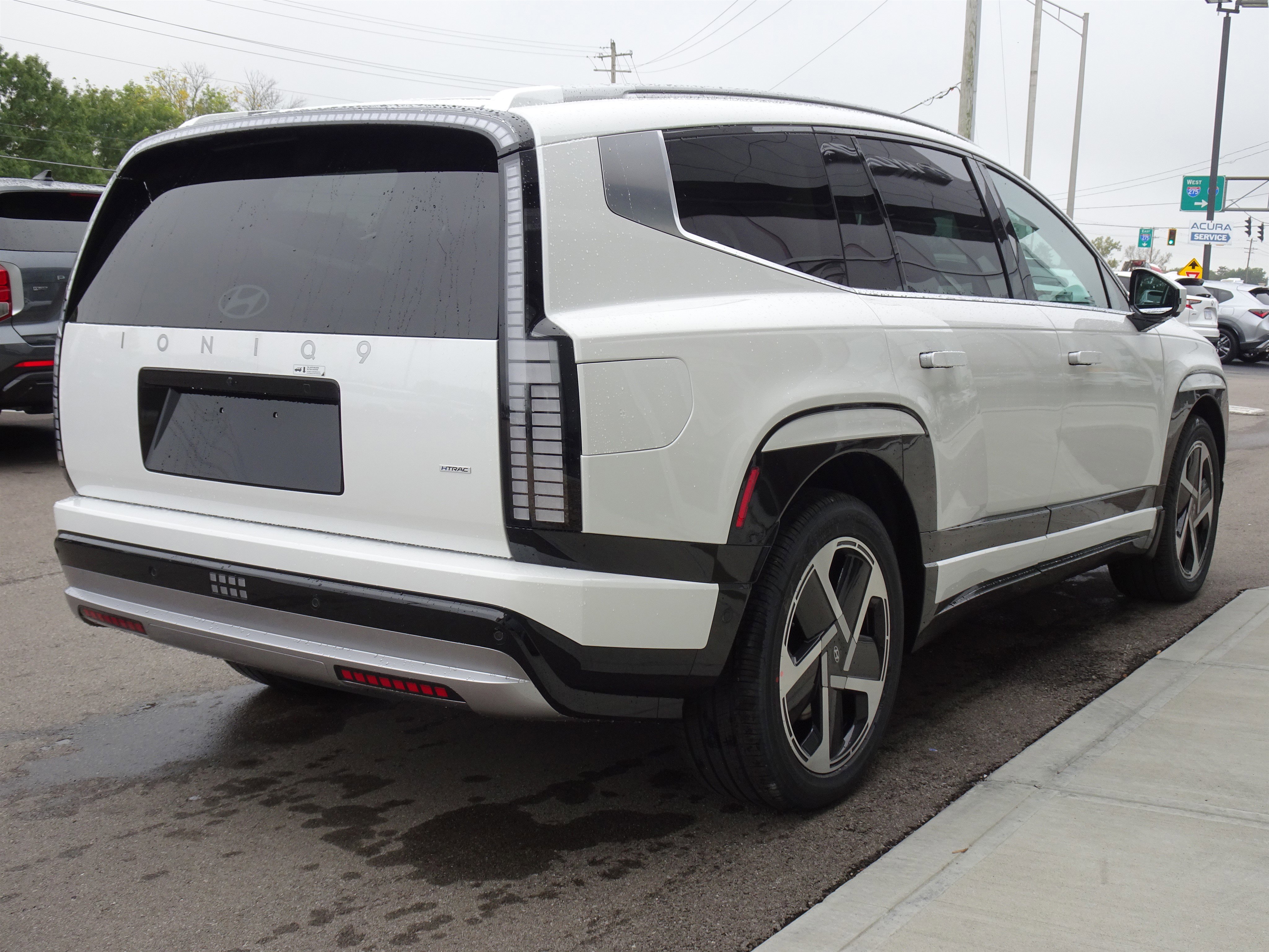 New 2026 Hyundai Ioniq 9 Limited image 5