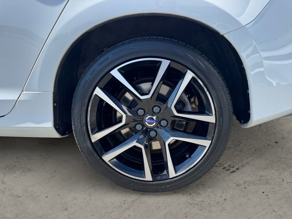 Used 2018 Volvo S60 T5 Dynamic w/ Protection Package AWD/4WD image 8